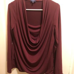 Reitman’s burgundy Medium top